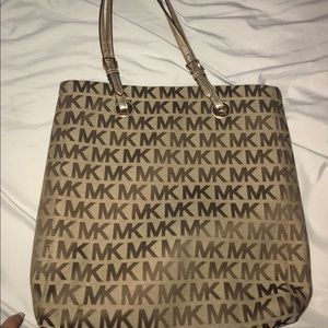 Michael Kors tote